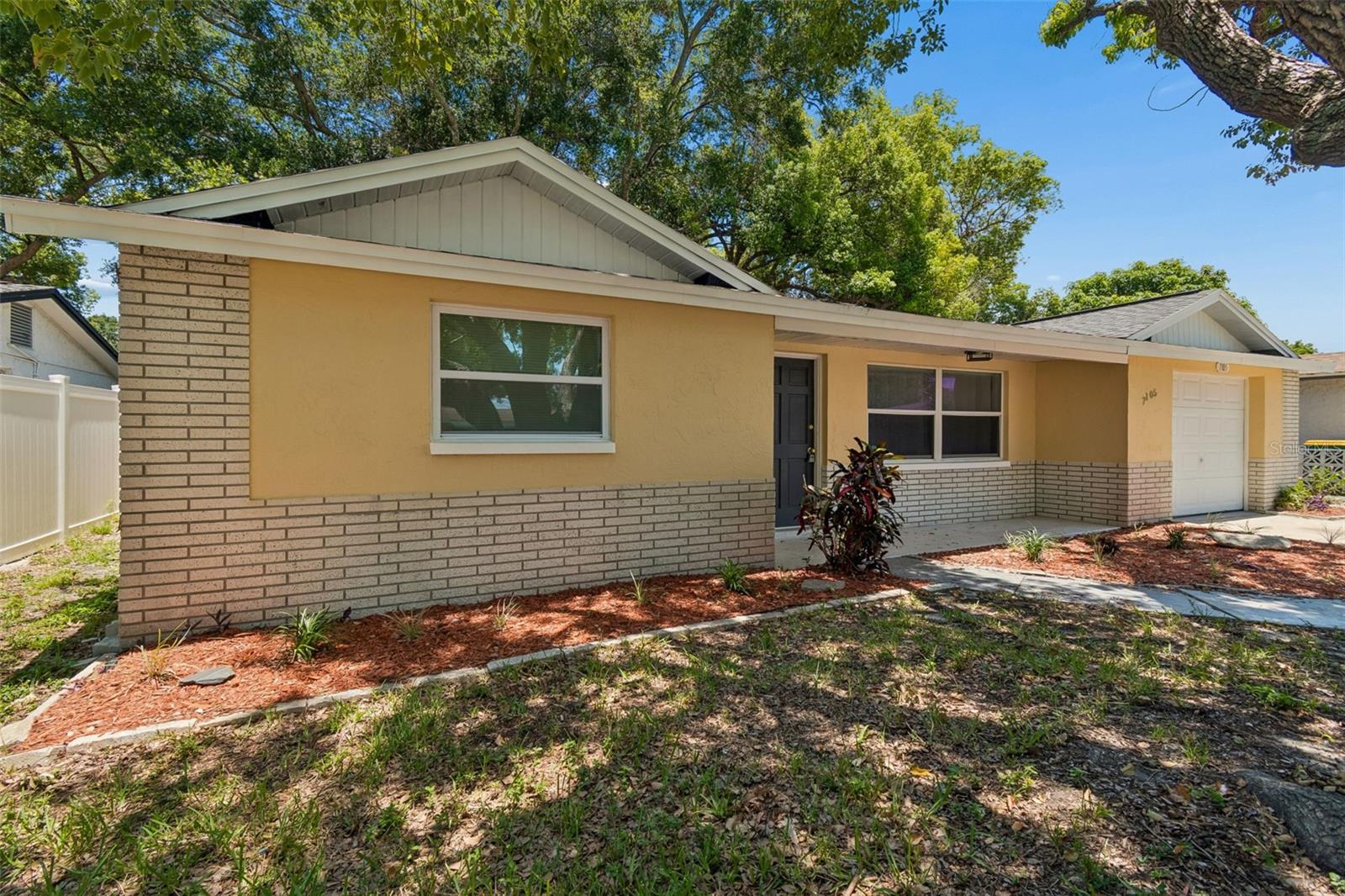 7105 OAKSHIRE DR — photo 56