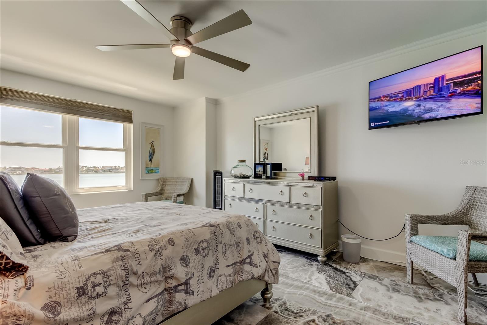 5200 BRITTANY DR S #204 — photo 39
