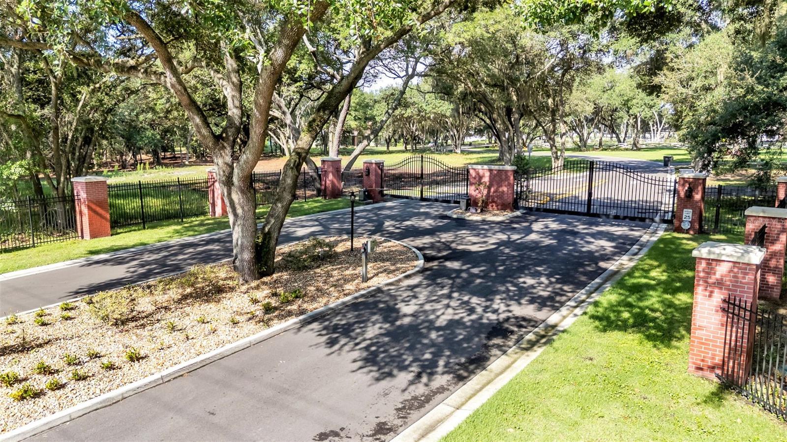 6923 ORIANNA OAKS DR — photo 11