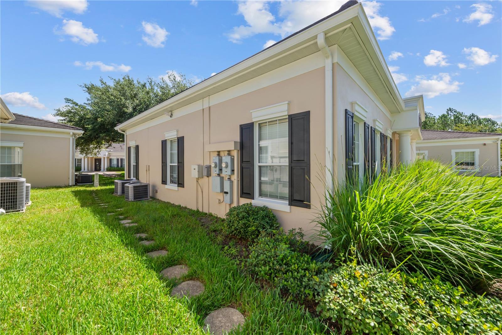 5381 PRIMROSE LAKE CIR — photo 15