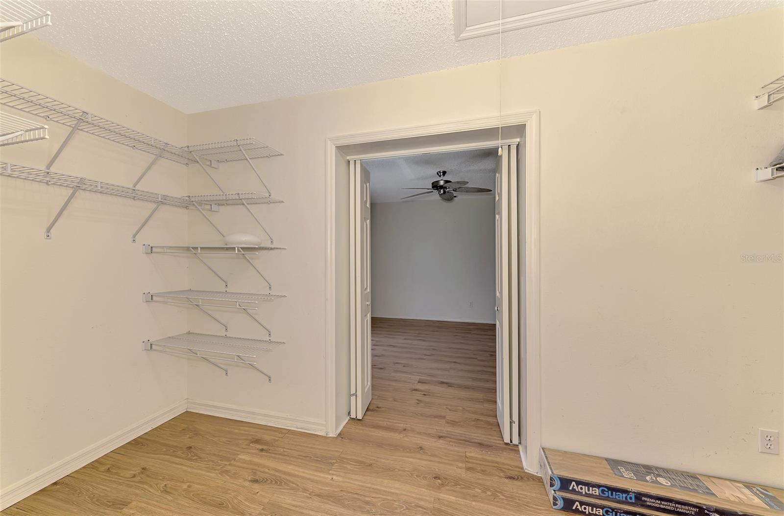 3706 SLAYTON AVE — photo 24