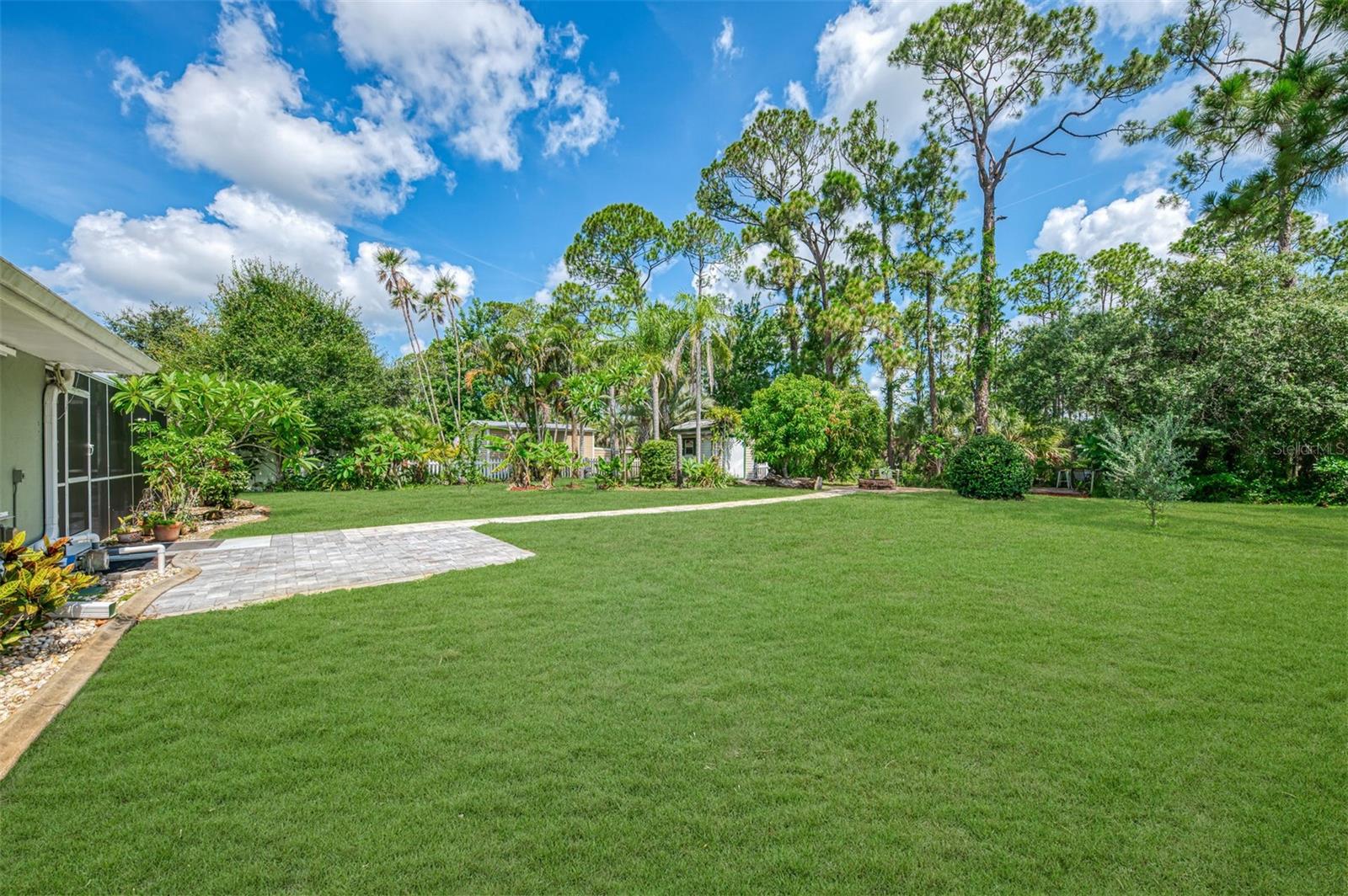 3706 SLAYTON AVE — photo 36