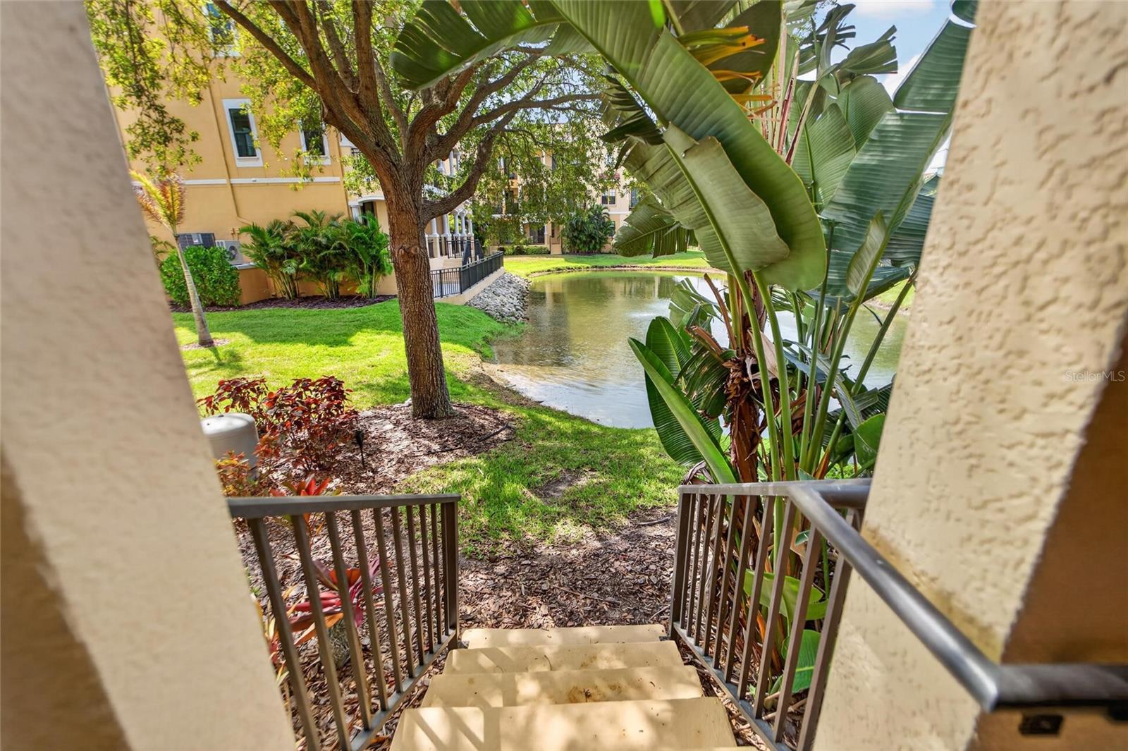 6407 MAYRA SHORES LN — photo 21