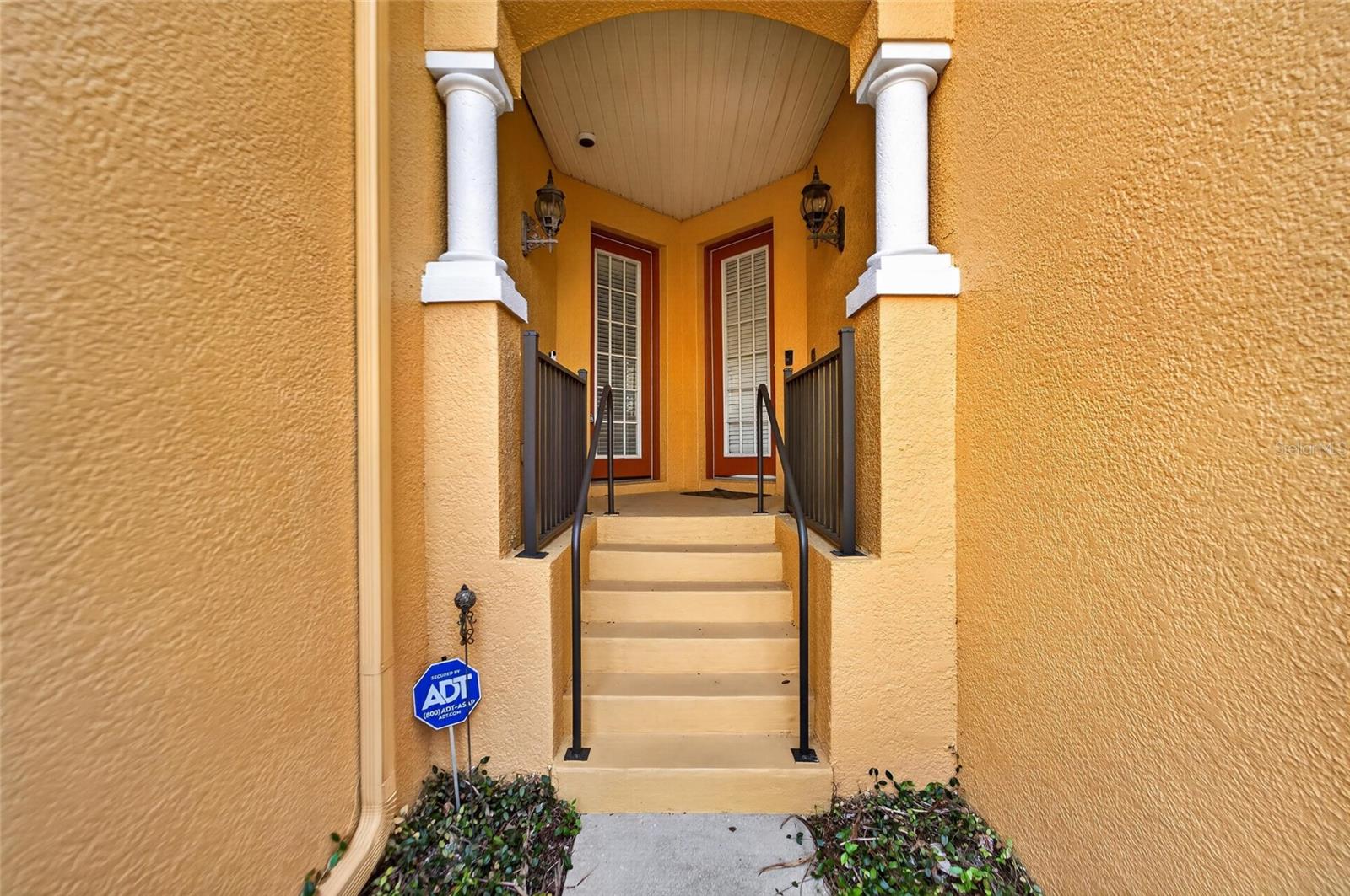 6407 MAYRA SHORES LN — photo 8