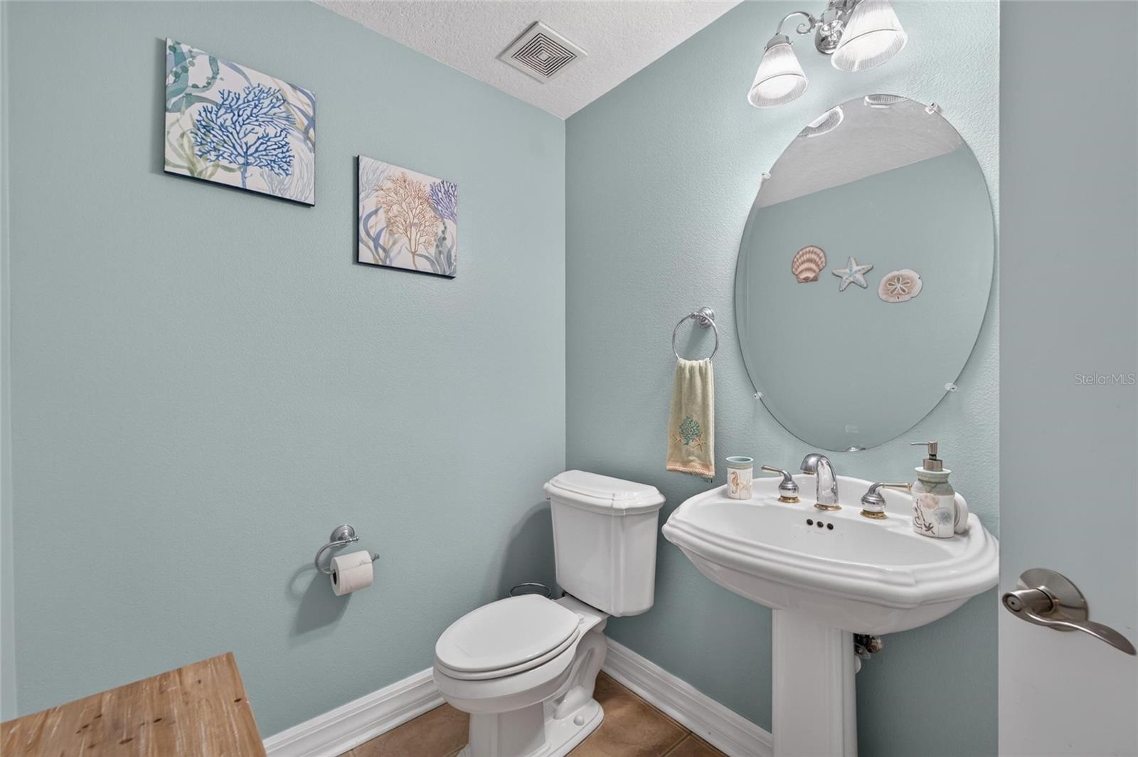 6407 MAYRA SHORES LN — photo 26