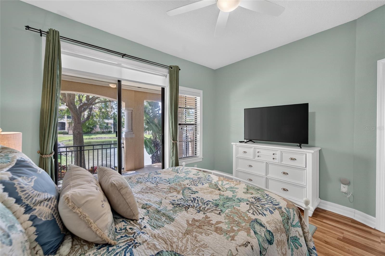 6407 MAYRA SHORES LN — photo 24