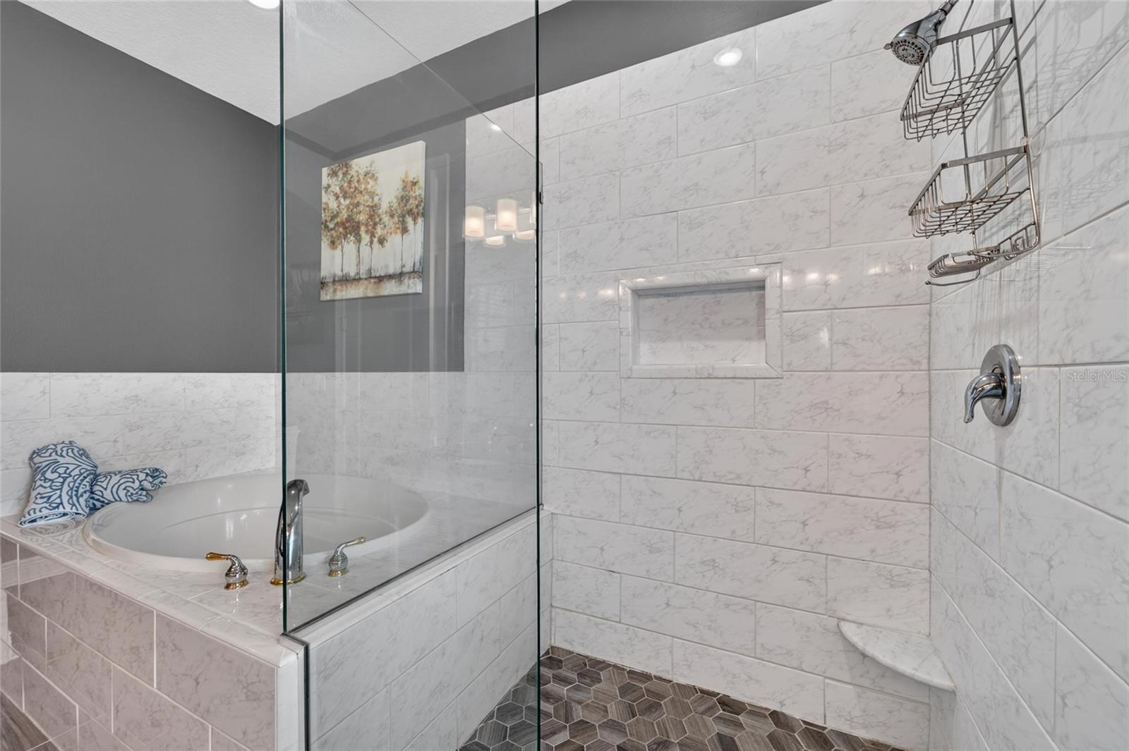 6407 MAYRA SHORES LN — photo 64
