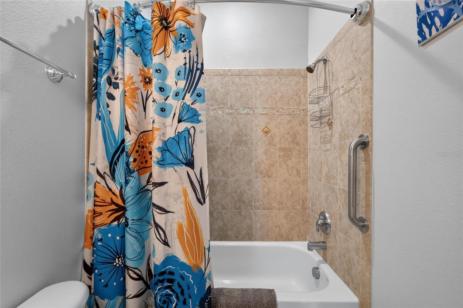 6407 MAYRA SHORES LN — photo 77