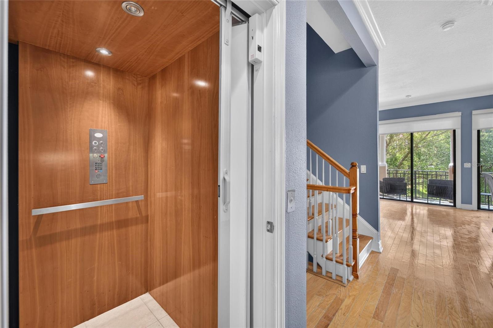 6407 MAYRA SHORES LN — photo 30