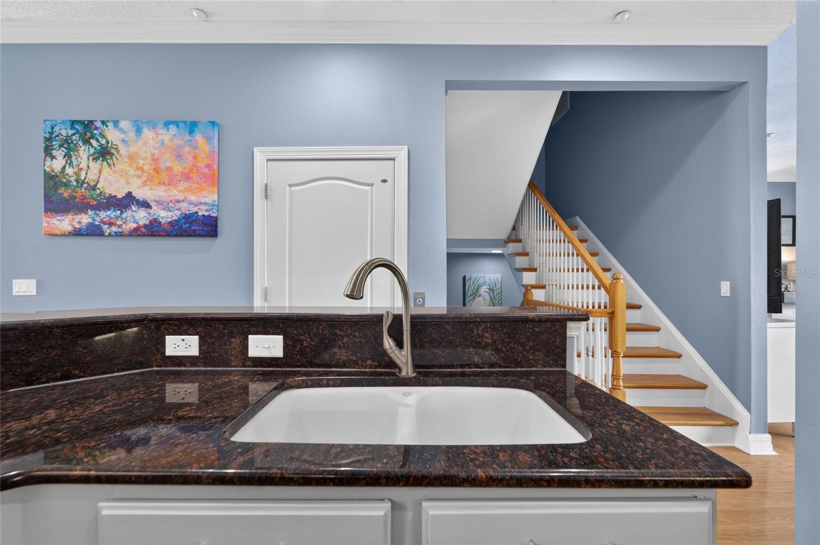 6407 MAYRA SHORES LN — photo 43