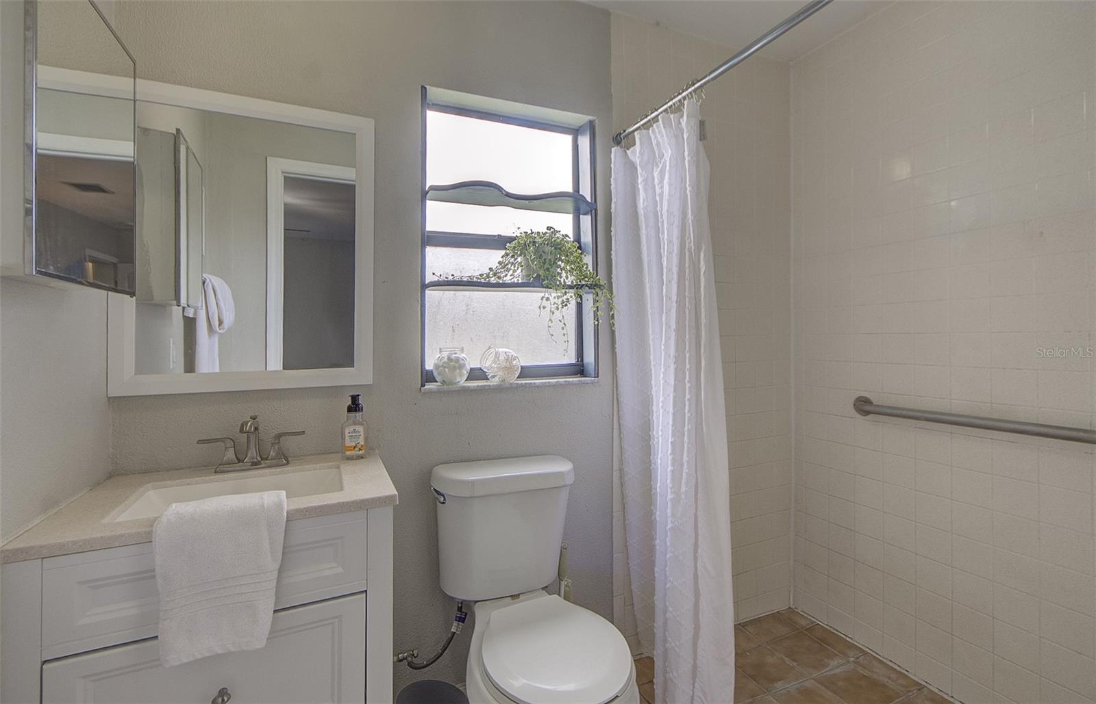 13222 PINE CREEK CIR — photo 29