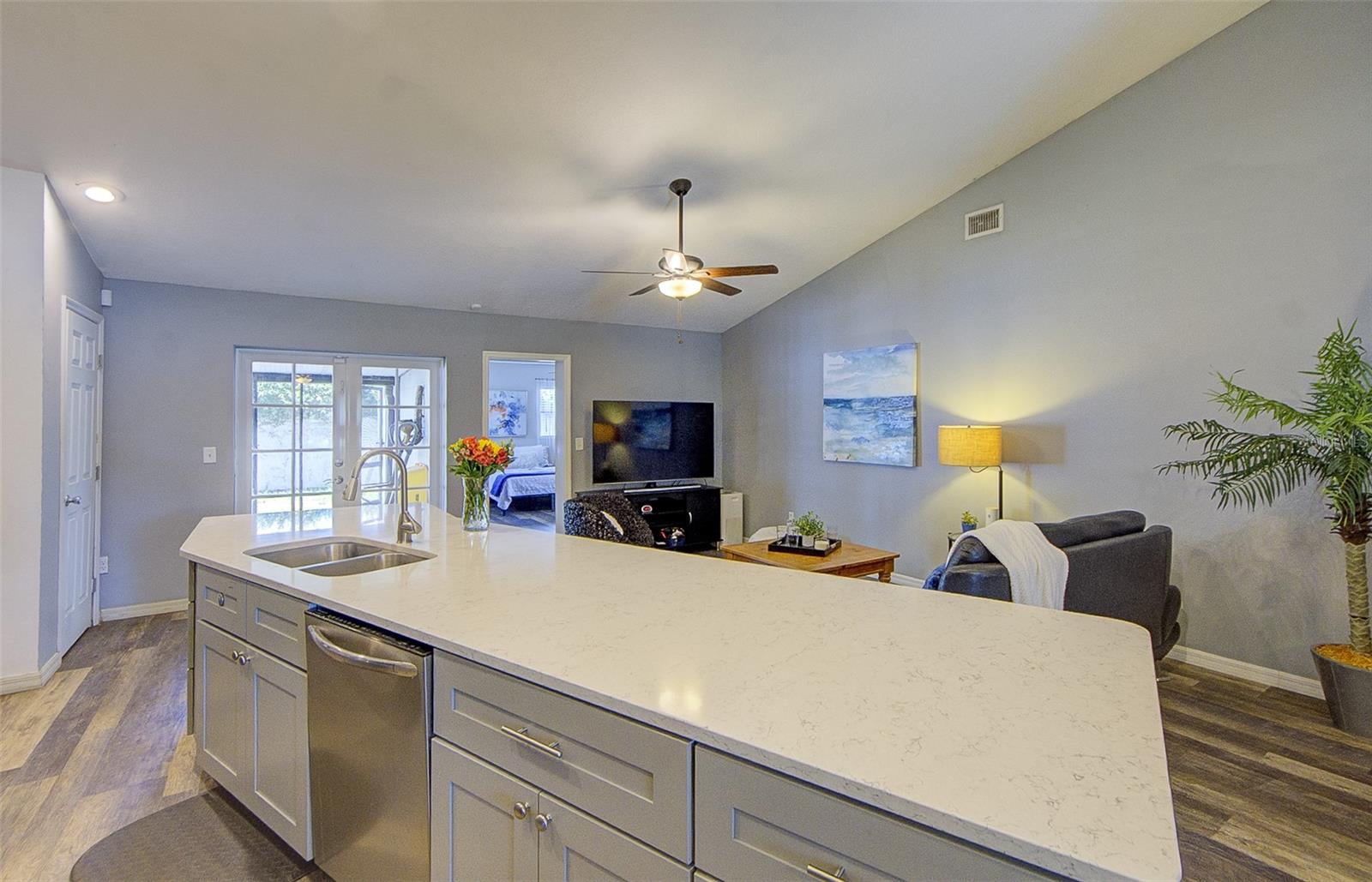13222 PINE CREEK CIR — photo 11