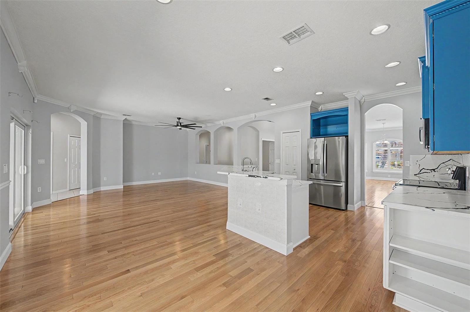 2811 RAVENDALE LN — photo 11
