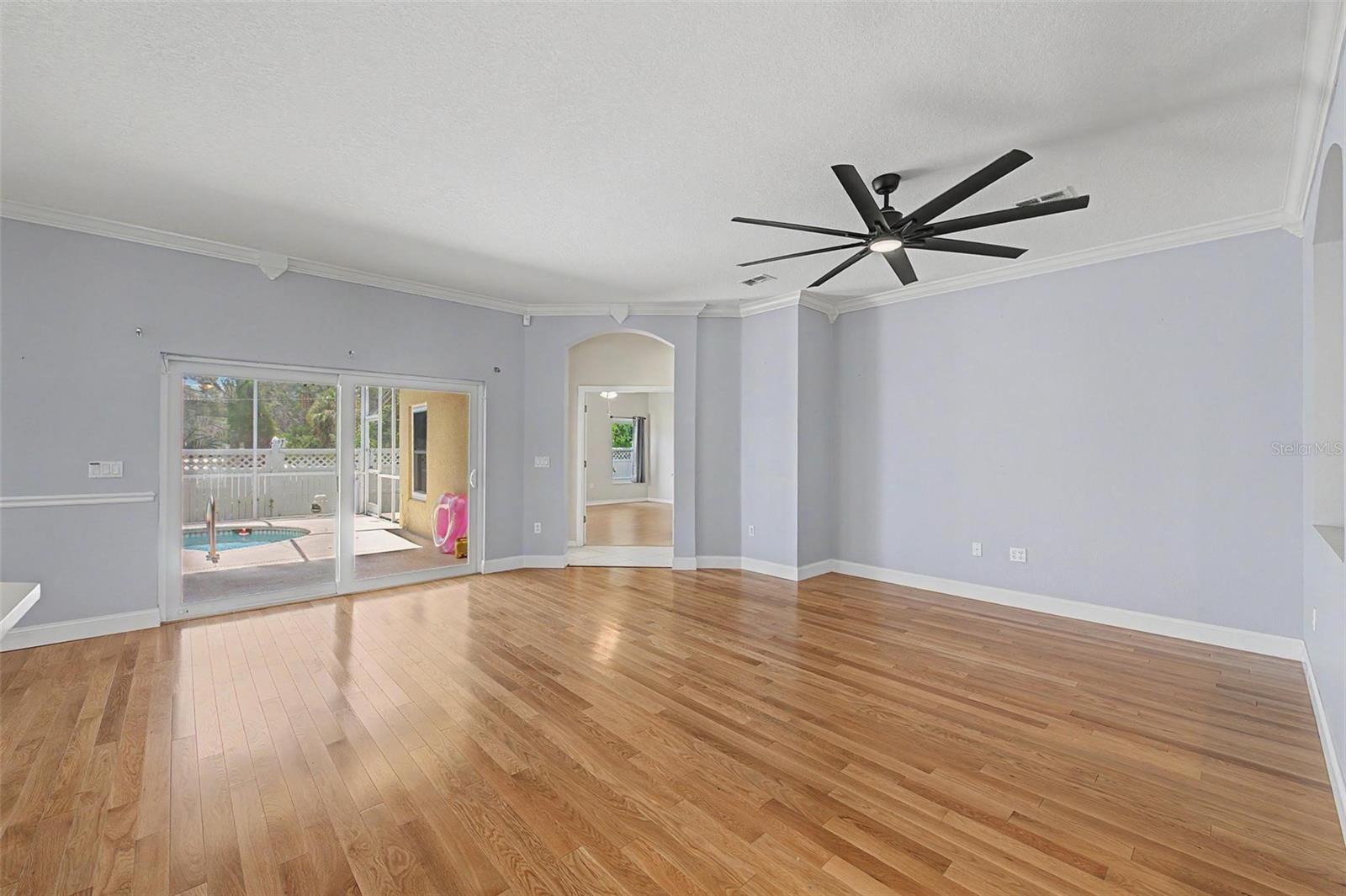 2811 RAVENDALE LN — photo 13
