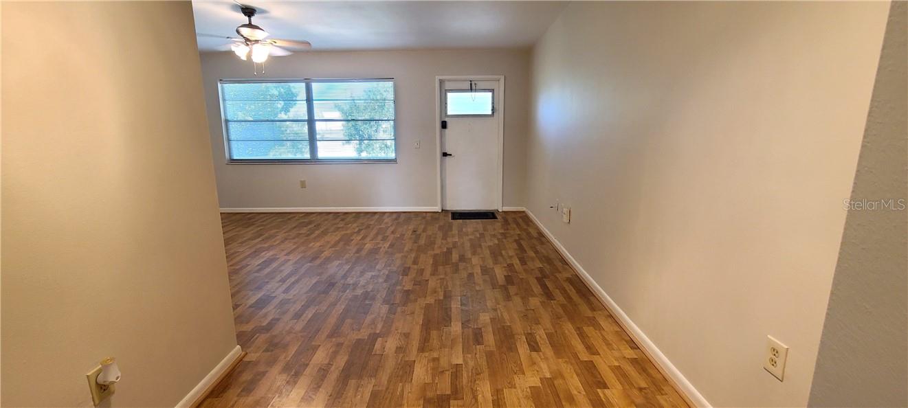 911 WASHINGTON AVE #305 — photo 4