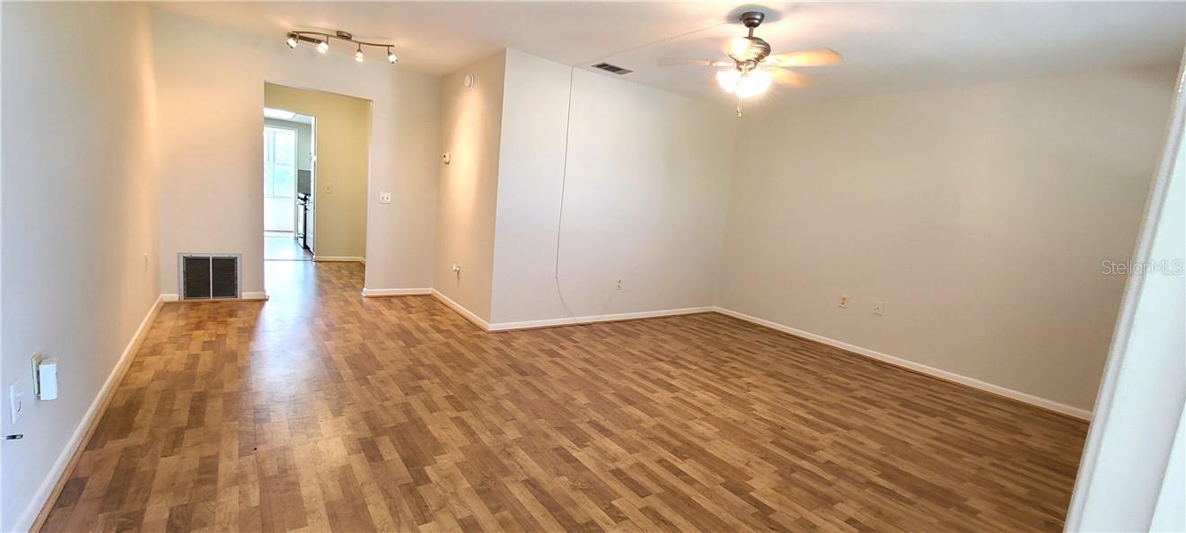 911 WASHINGTON AVE #305 — photo 2