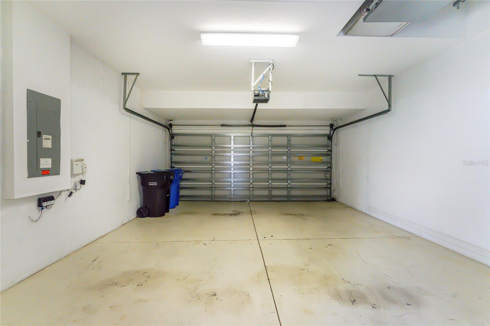 246 MESTRE PL — photo 54