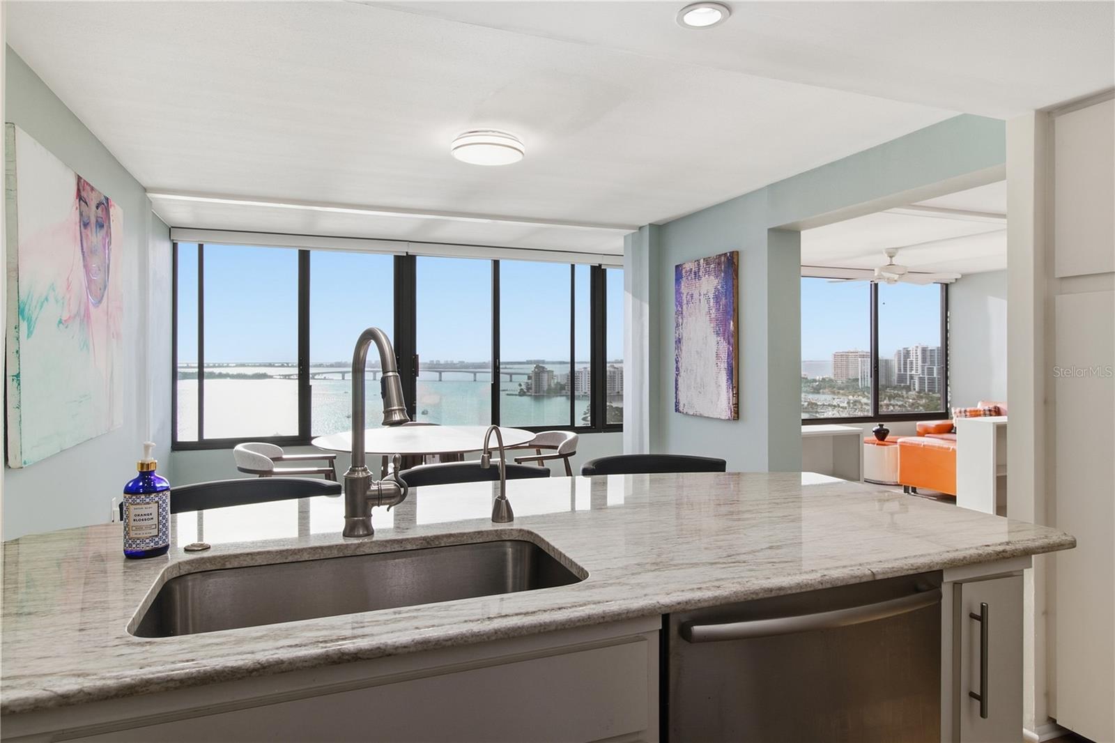 770 S PALM AVE #PH2 — photo 38