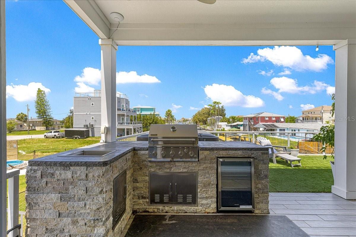 6812 DRIFTWOOD DR — photo 10