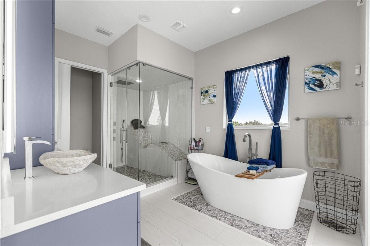 6812 DRIFTWOOD DR — photo 16