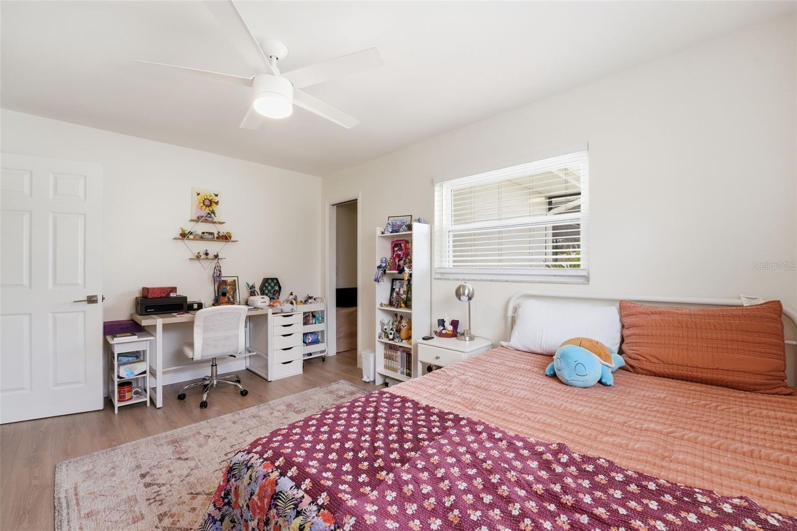 2600 CAMBRIDGE DR — photo 38