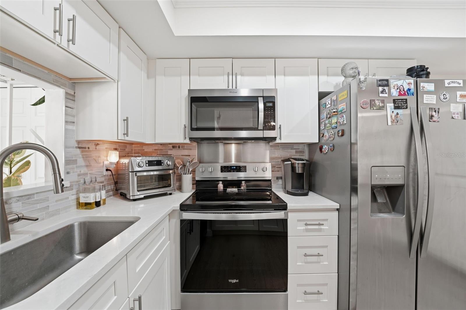 2600 CAMBRIDGE DR — photo 49