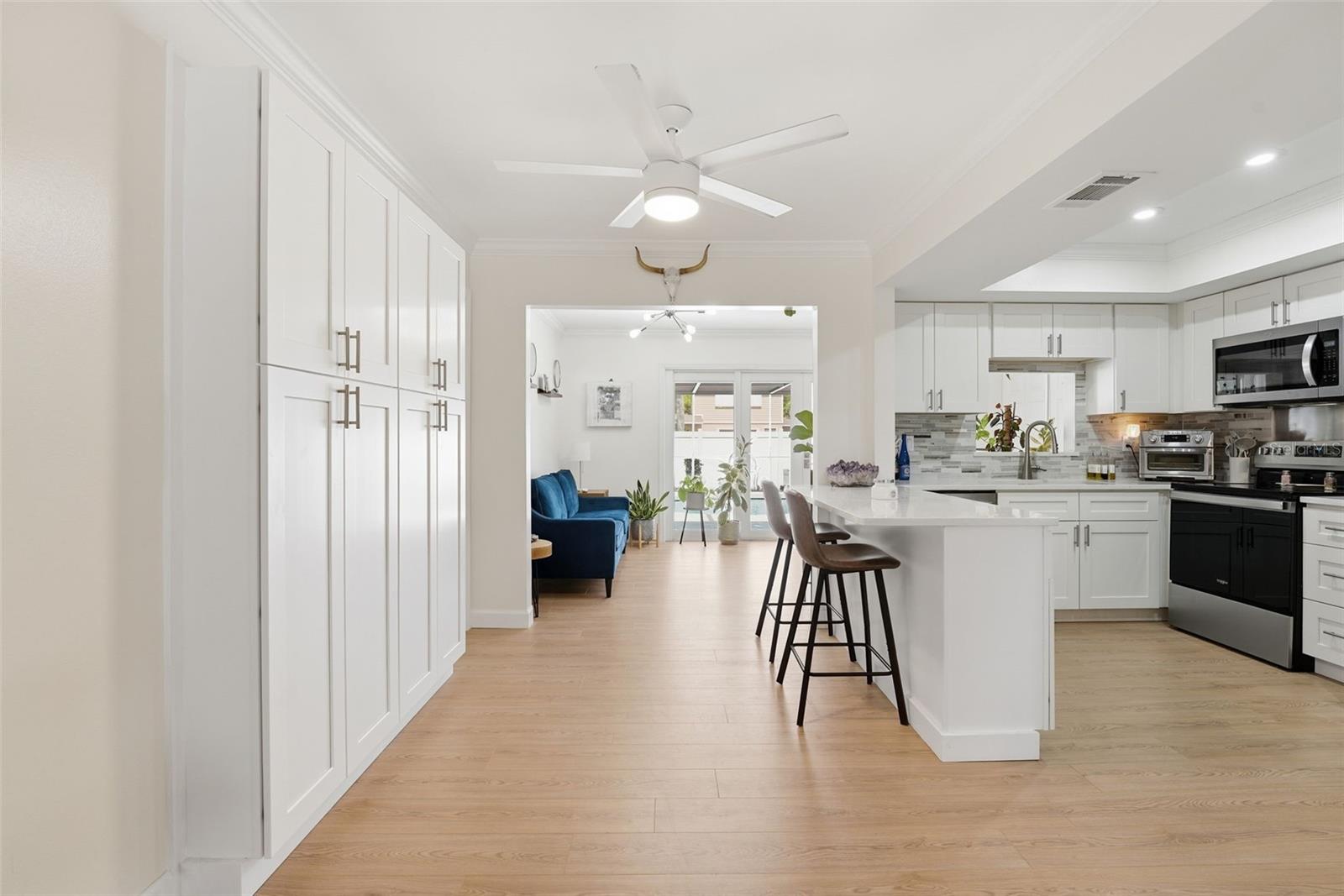 2600 CAMBRIDGE DR — photo 41