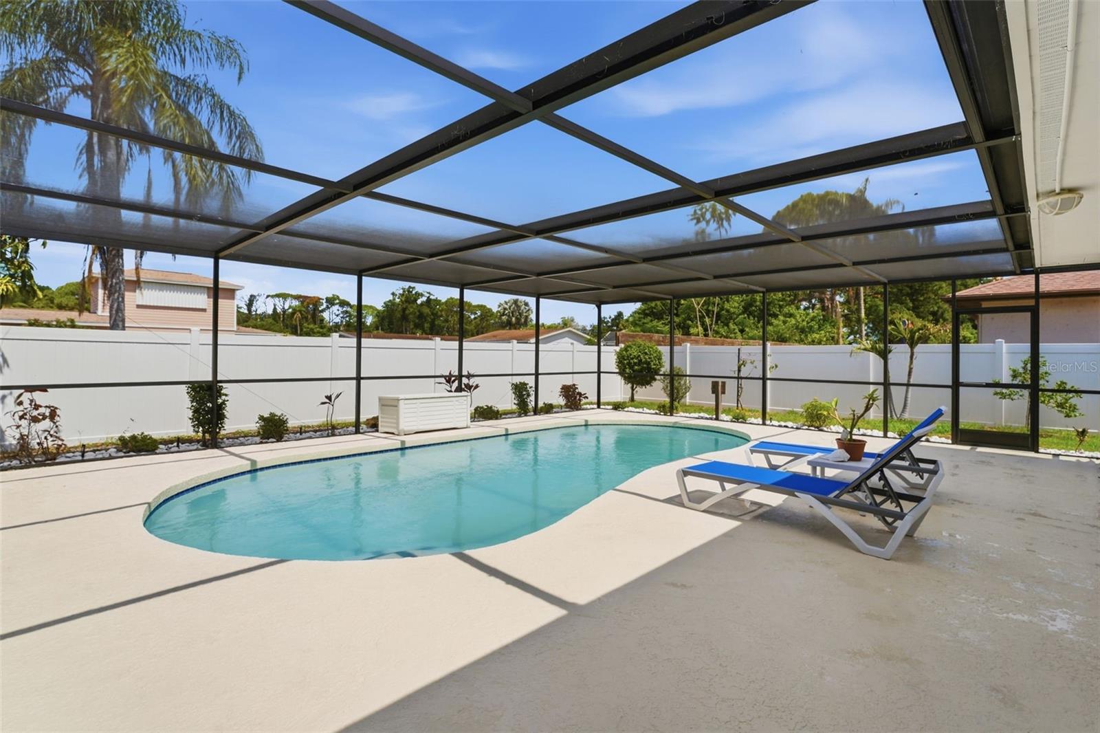 2600 CAMBRIDGE DR — photo 58