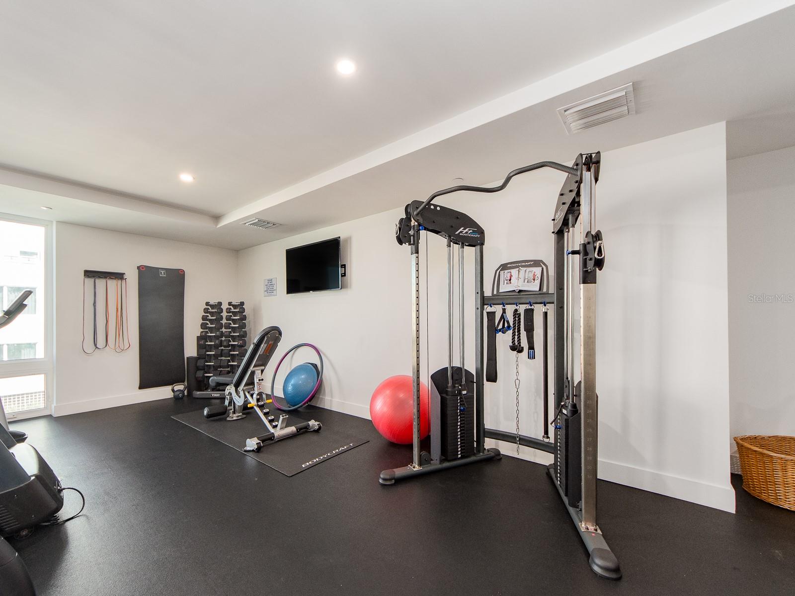 15 AVALON ST #701 — photo 44