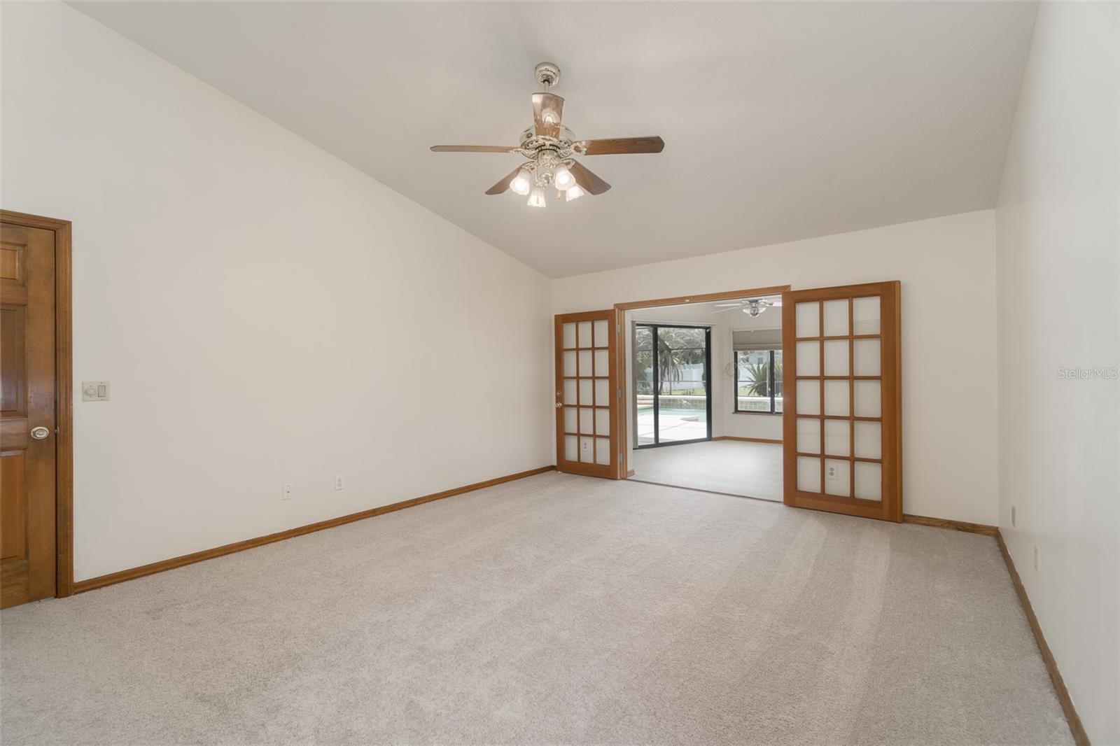 714 PENNYROYAL PL — photo 37