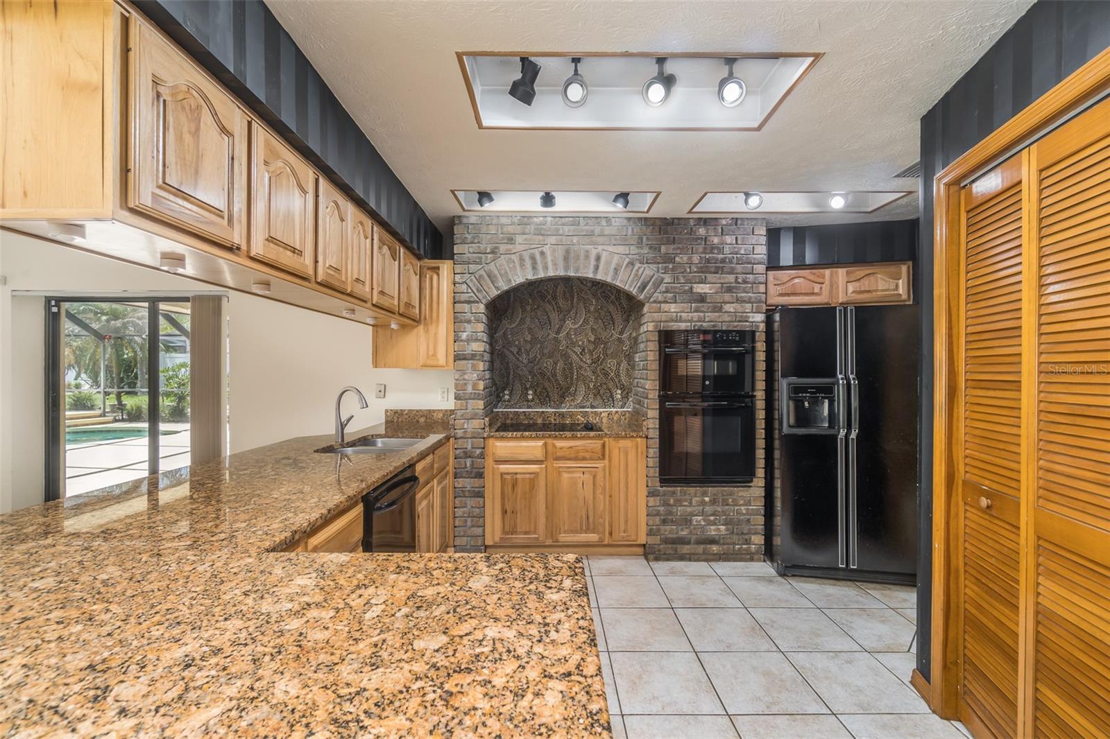 714 PENNYROYAL PL — photo 19