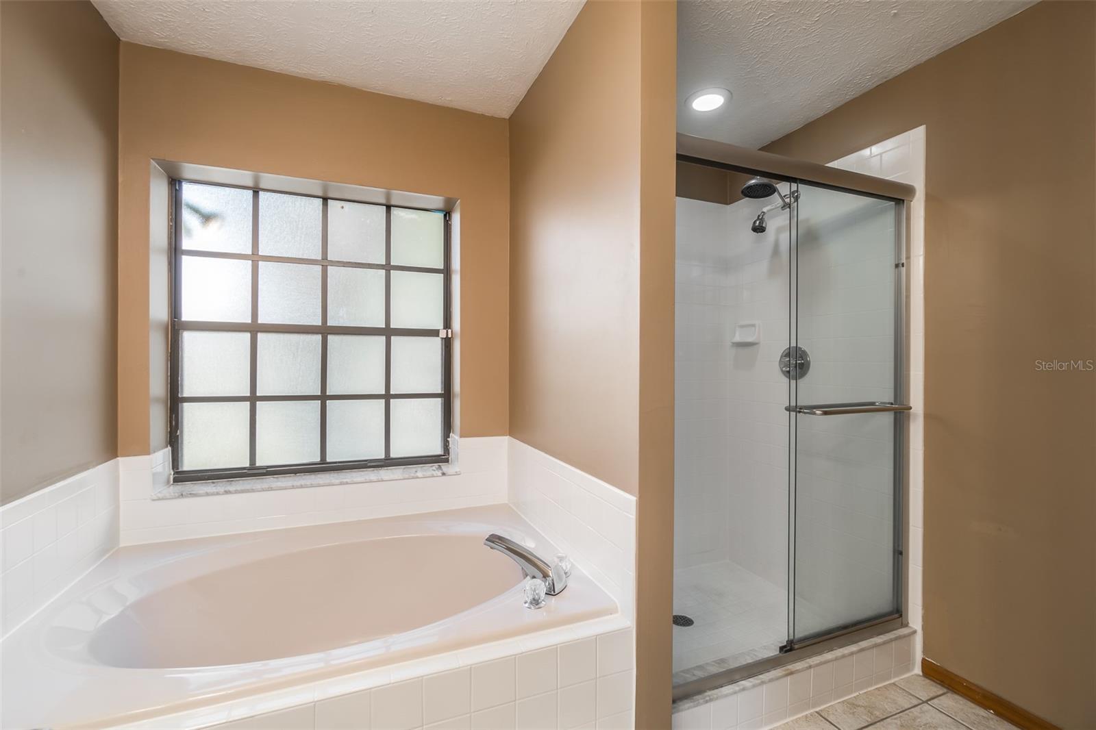 714 PENNYROYAL PL — photo 36