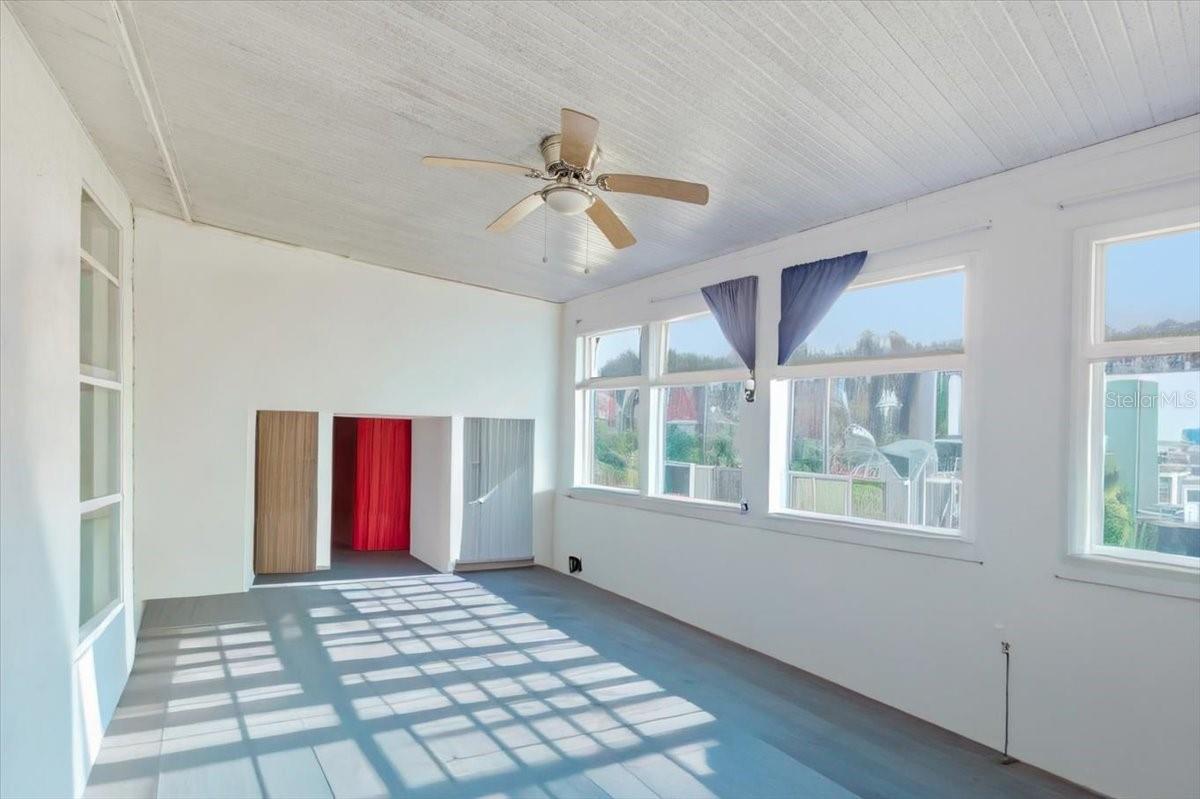 6709 FIVE ACRE RD — photo 13