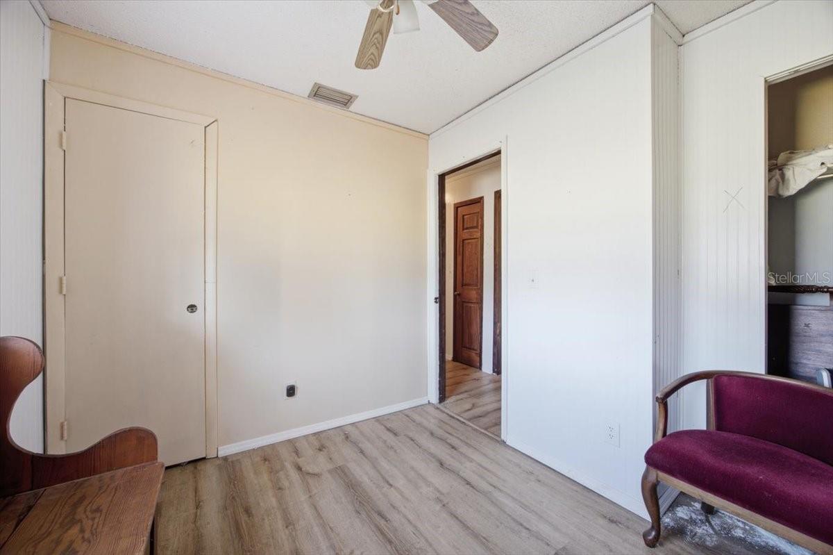 6709 FIVE ACRE RD — photo 19