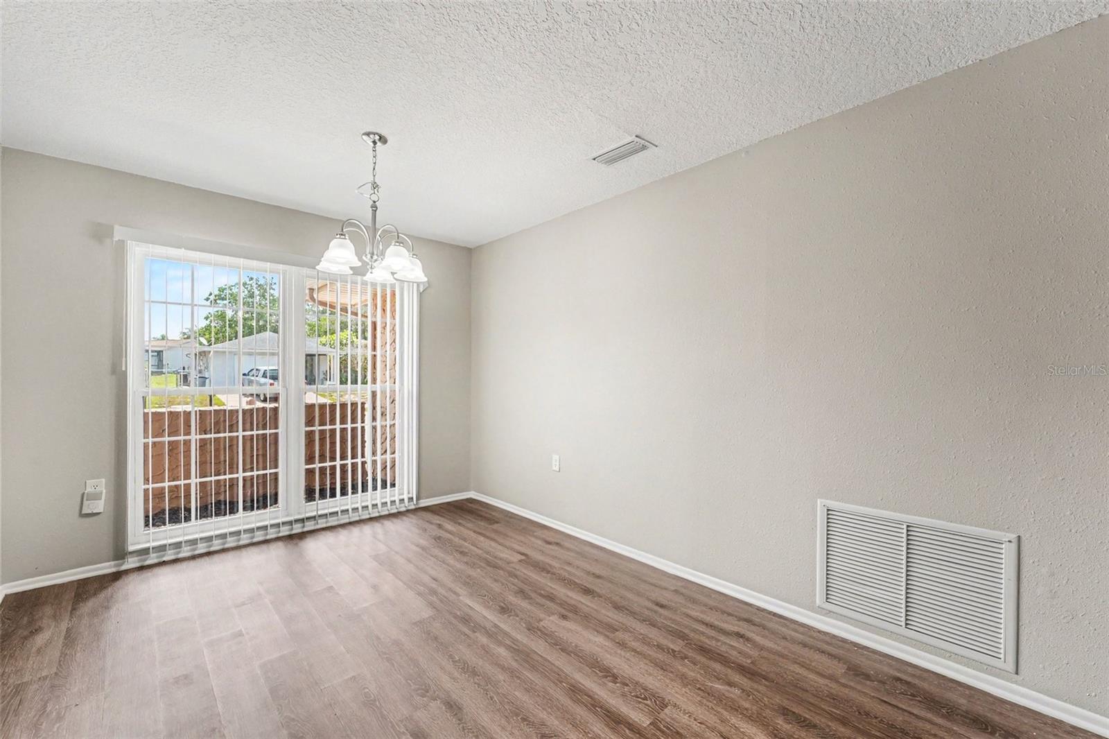 8321 BRIARLEAF CT — photo 9