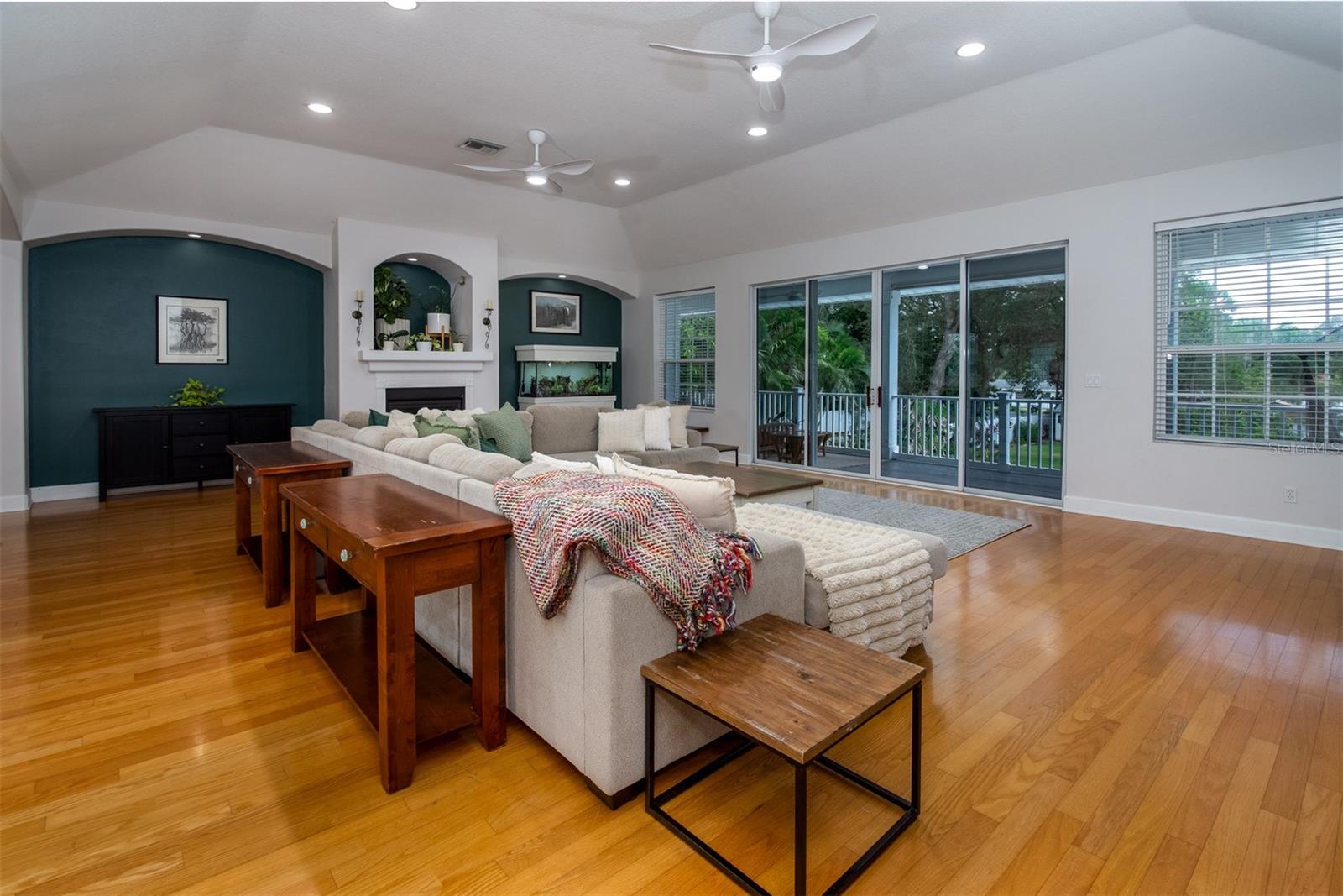 1605 GULF RD — photo 22