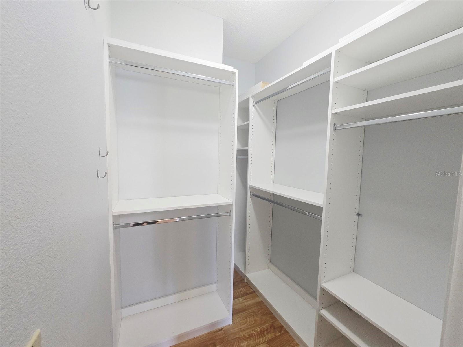 5808 GARDEN LAKES DR — photo 23