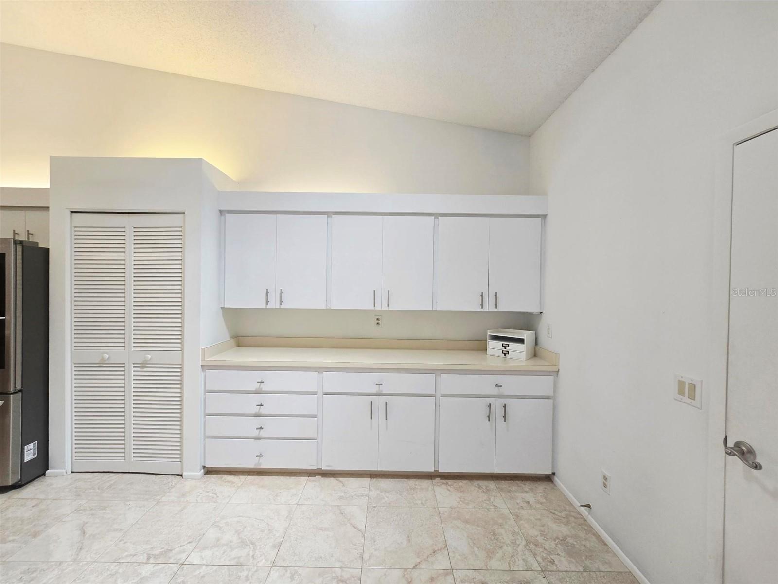 5808 GARDEN LAKES DR — photo 11