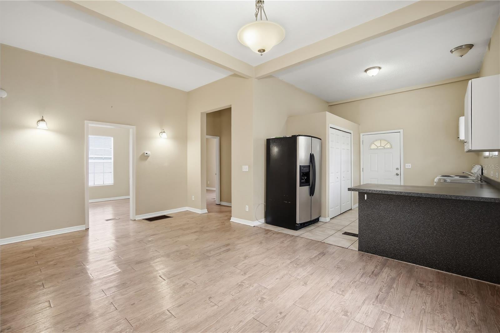 2411 E 18TH AVE — photo 12