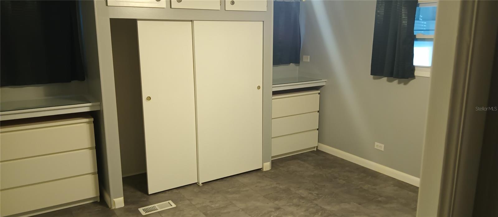 313 DANUBE CIR — photo 20