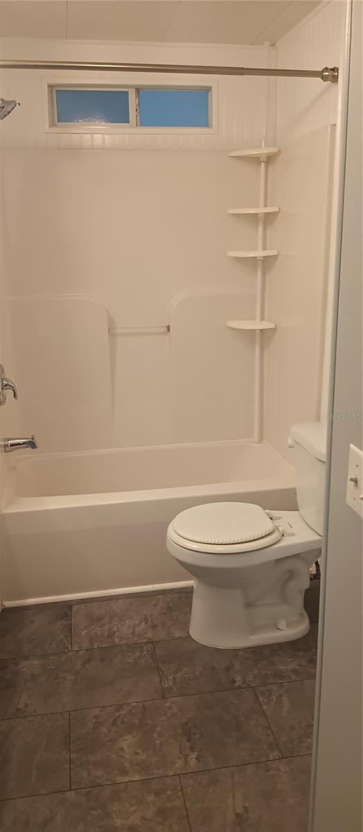 313 DANUBE CIR — photo 26
