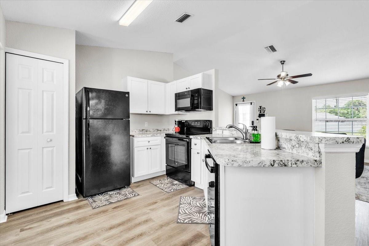 3776 JUNCTION ST — photo 9
