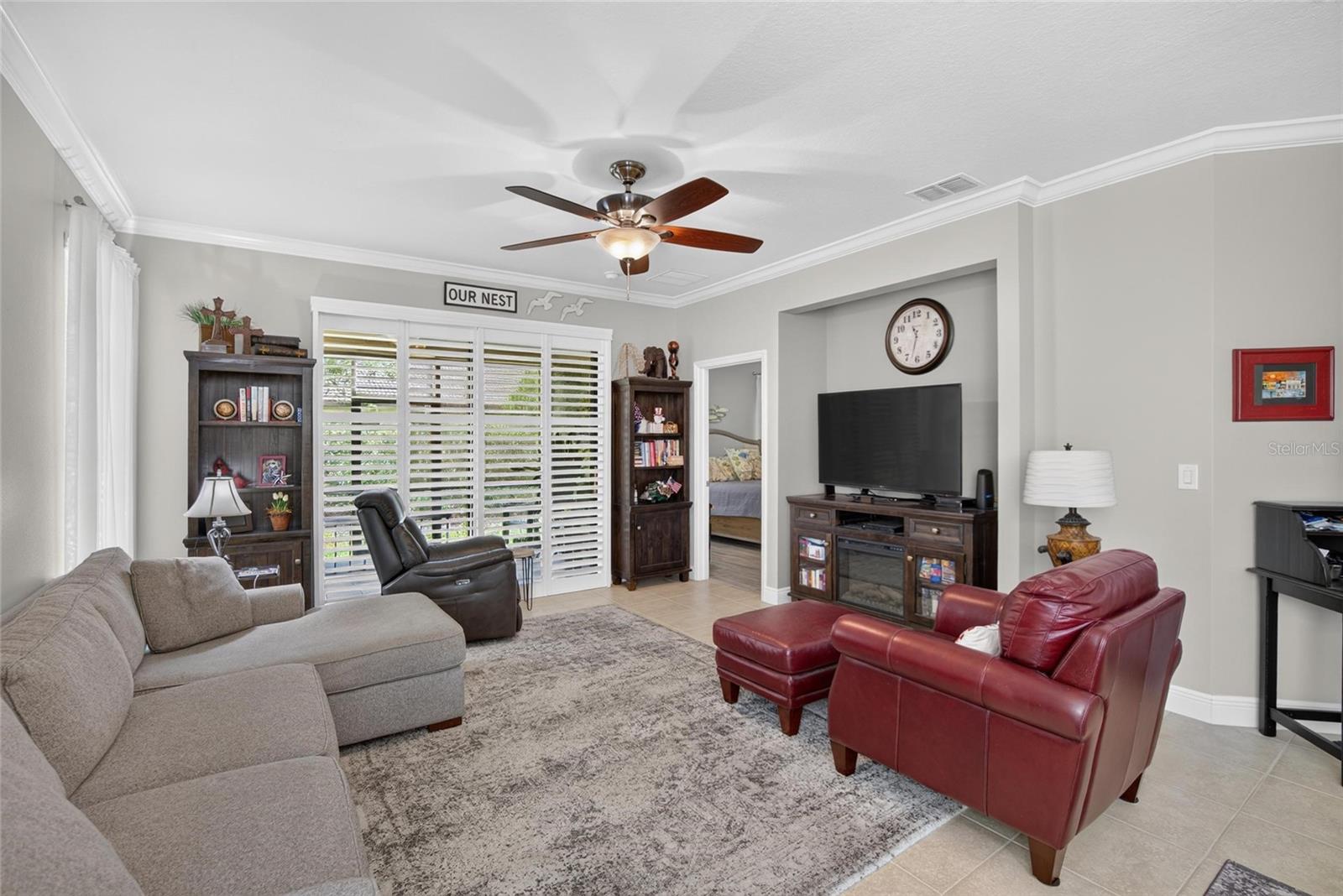 342 BLUEWATER FALLS CT — photo 4