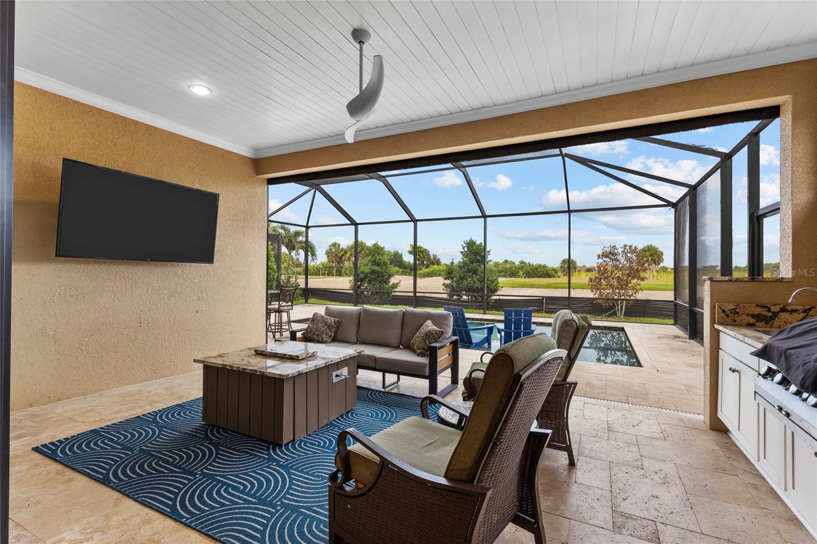 24252 GALLBERRY DR — photo 35