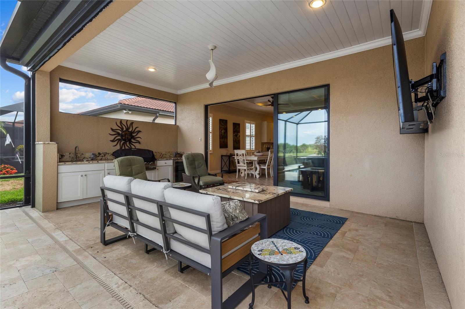 24252 GALLBERRY DR — photo 36