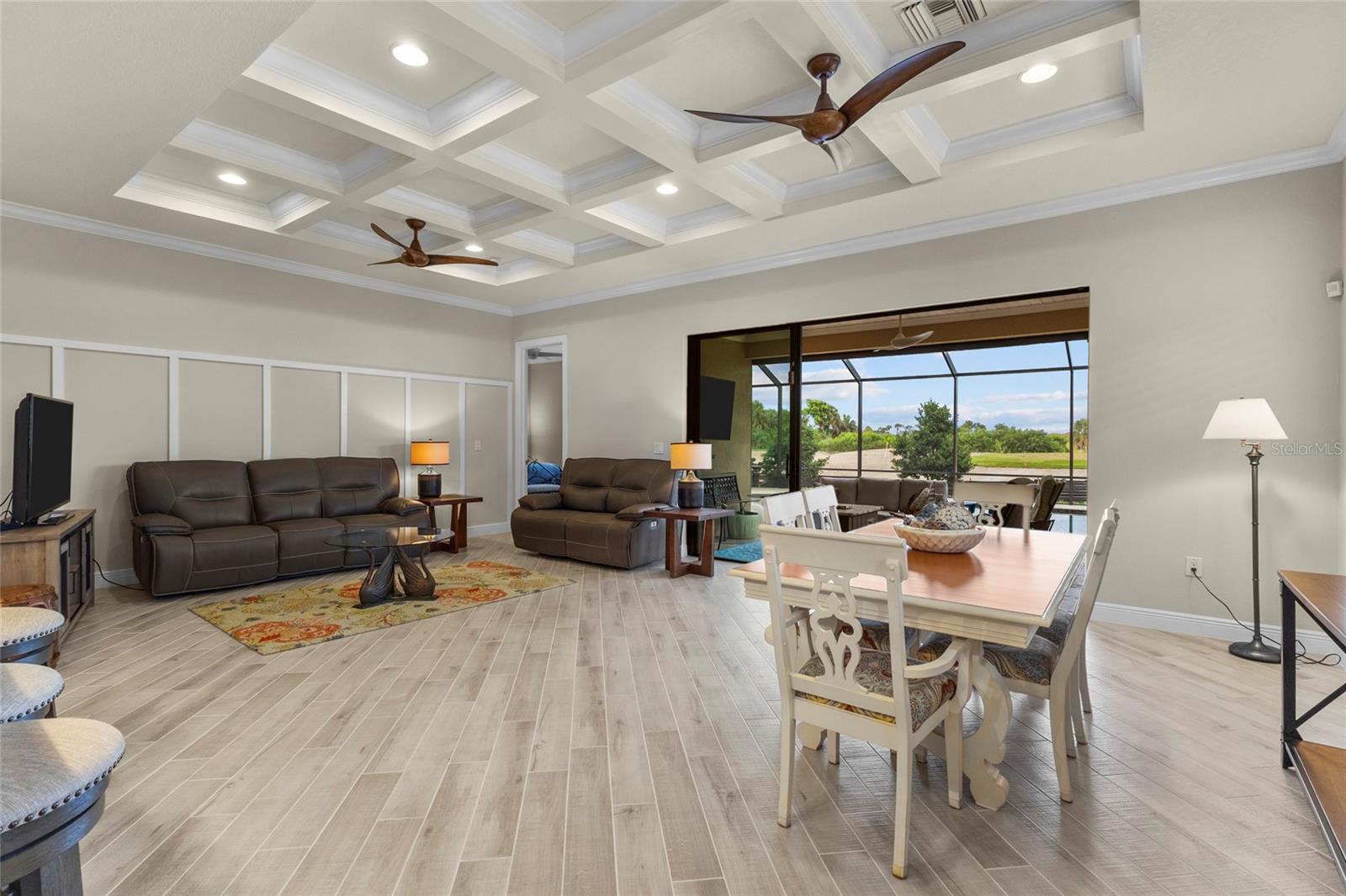 24252 GALLBERRY DR — photo 14