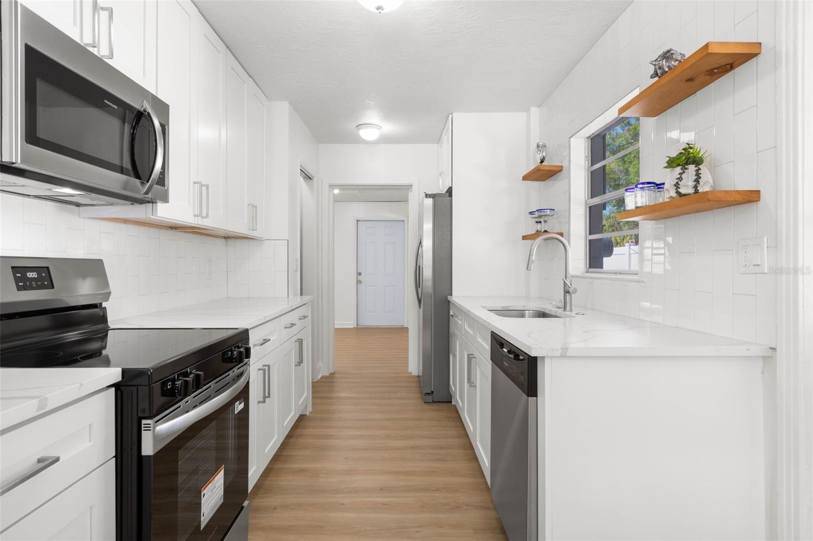 3816 W PAXTON AVE — photo 11