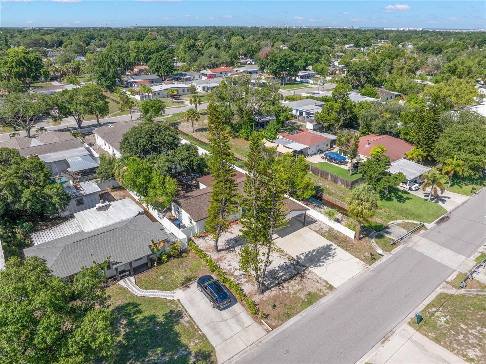 3816 W PAXTON AVE — photo 39
