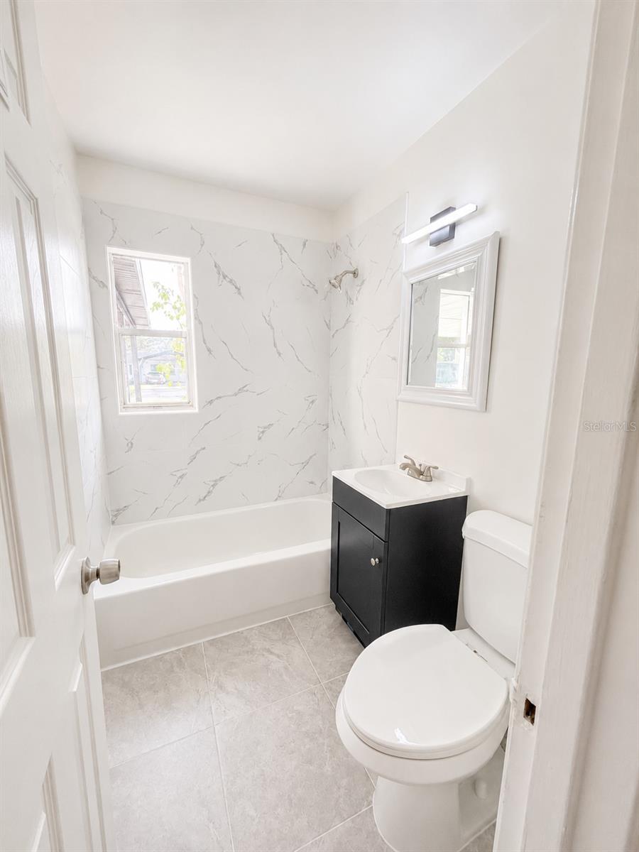 3816 W PAXTON AVE — photo 25