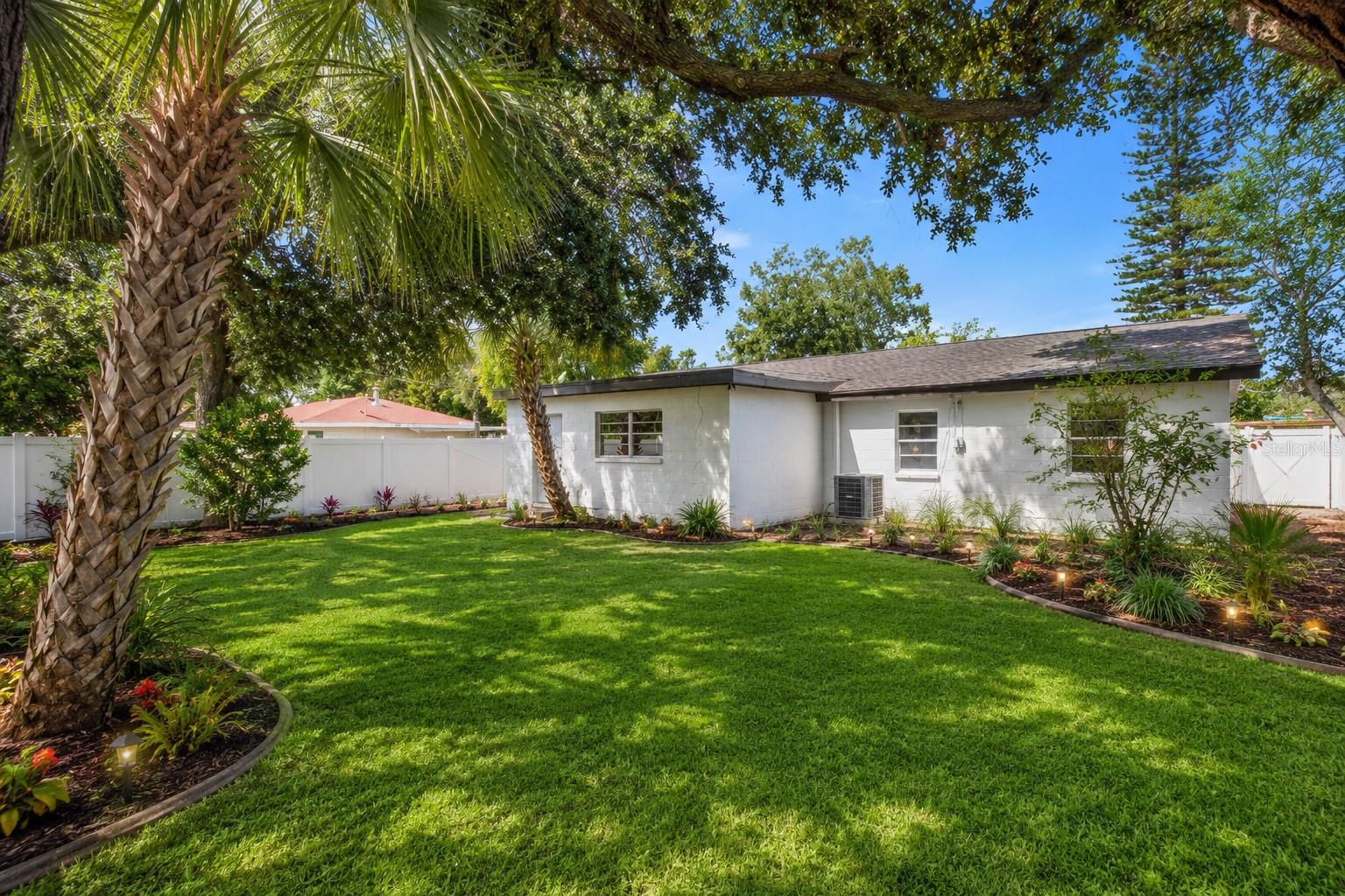 3816 W PAXTON AVE — photo 45